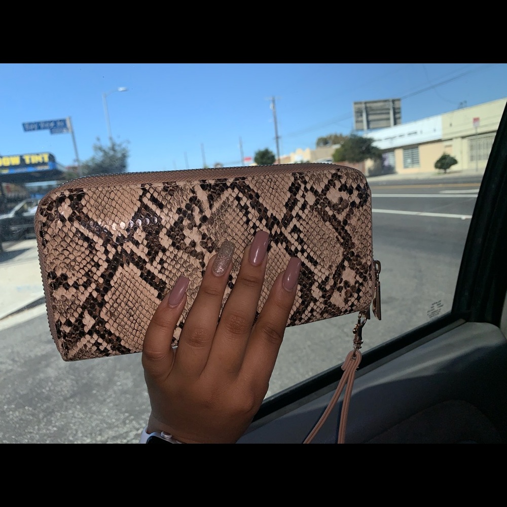 Wallet - Picture 2 of 3